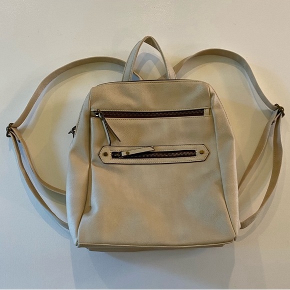 Backpack  color Bone New 4 zip pockets & 2 sleeve pockets Excellent condition - Picture 2 of 8